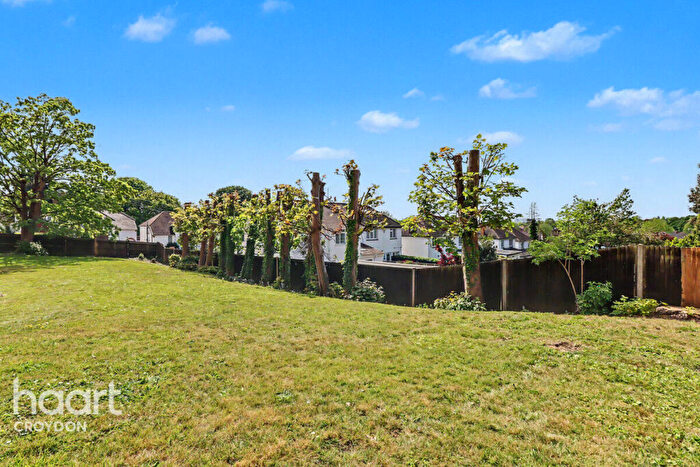 2 Bedroom Block Of Apartments For Sale In Bramley Hill, South Croydon, CR2