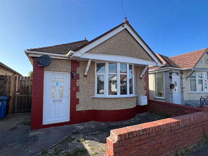 2 Bedroom Detached House To Rent In Regent Road, Rhyl, LL18