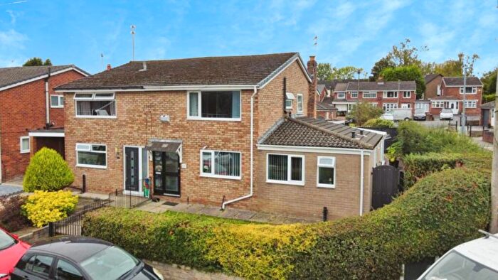 3 Bedroom Semi-Detached House For Sale In Ardenfield, Denton, Manchester, Greater Manchester, M34