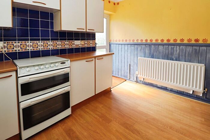 2 Bedroom Bungalow For Sale In Samsons Road, Brightlingsea, CO7