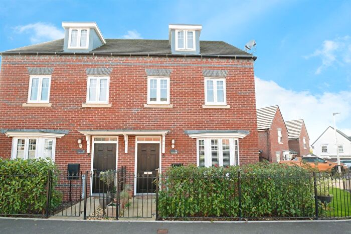 3 Bedroom Semi Detached House For Sale In Rhodfa'r Hurricane, St. Athan, Vale Of Glamorgan, CF62