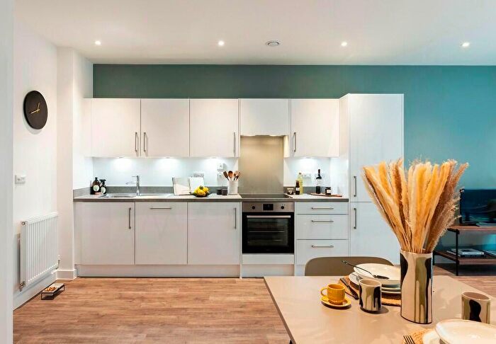 1 Bedroom Apartment To Rent In Flat, The Almere, Avebury Boulevard, Milton Keynes, Buckinghamshire, MK9