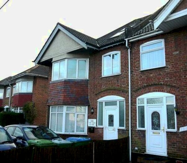 1 Bedroom Apartment To Rent In Bitterne Road West, Southampton, Hampshire, SO18