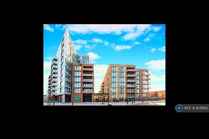 1 Bedroom Flat To Rent In Lee Street, London, E8