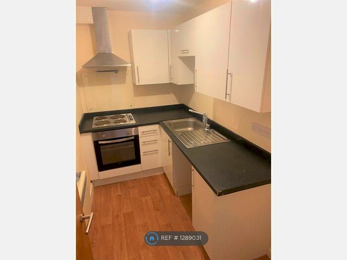 2 Bedroom Flat To Rent In West Street, Warsop Vale, Mansfield NG20