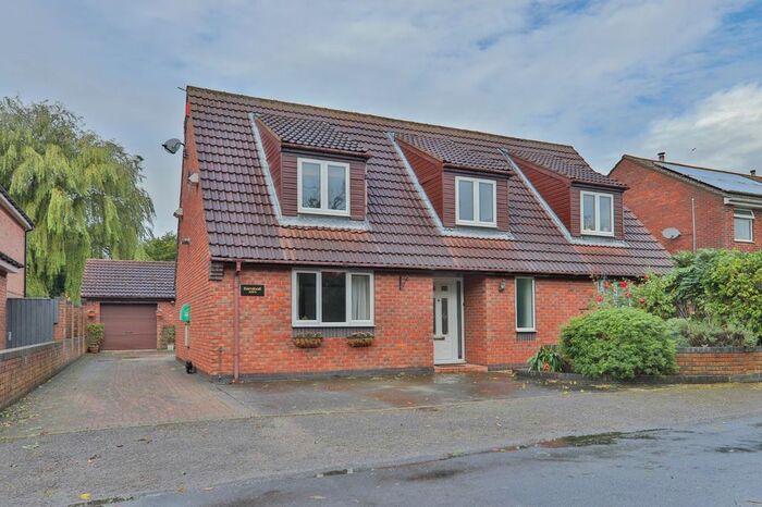 4 Bedroom Detached House For Sale In Weel Road, Weel, Beverley HU17