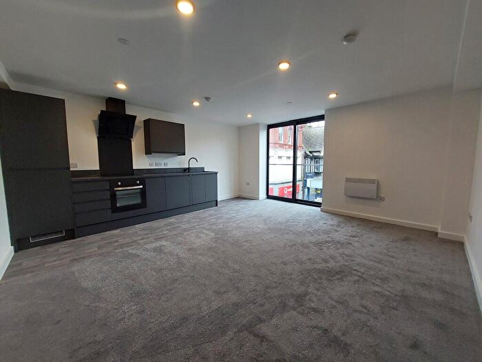 2 Bedroom Apartment To Rent In Burlington Street, Chesterfield, S40