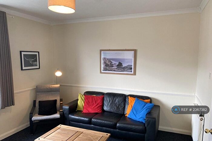 2 Bedroom Flat To Rent In Stenhouse Avenue West, Edinburgh, EH11