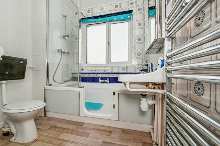 3 Bedroom End Of Terrace House For Sale In Gloucester Avenue, Maldon, CM9