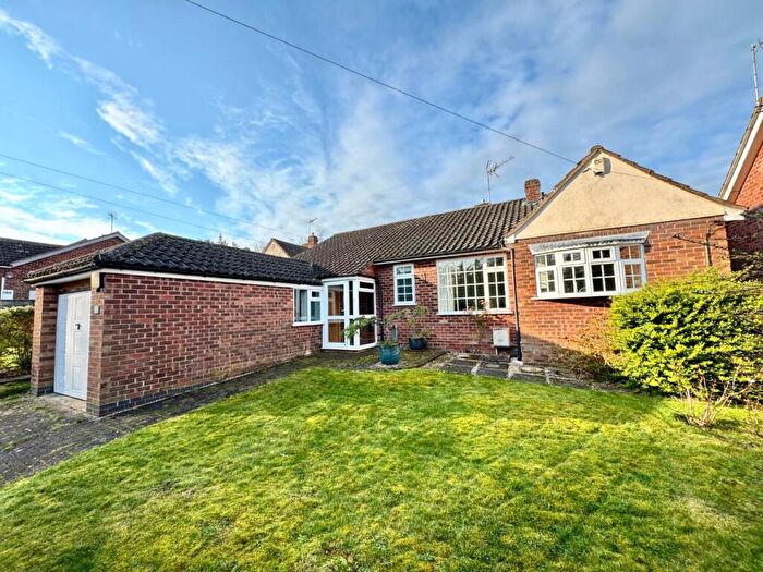 3 Bedroom Detached Bungalow For Sale In Bell Lane, Snitterfield, Stratford-upon-Avon, CV37