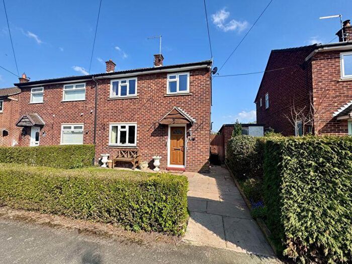 3 Bedroom Semi-Detached House For Sale In Booth Bed Lane, Goostrey, CW4