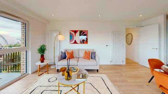 2 Bedroom Penthouse To Rent In Minerva Square, Glasgow, G3