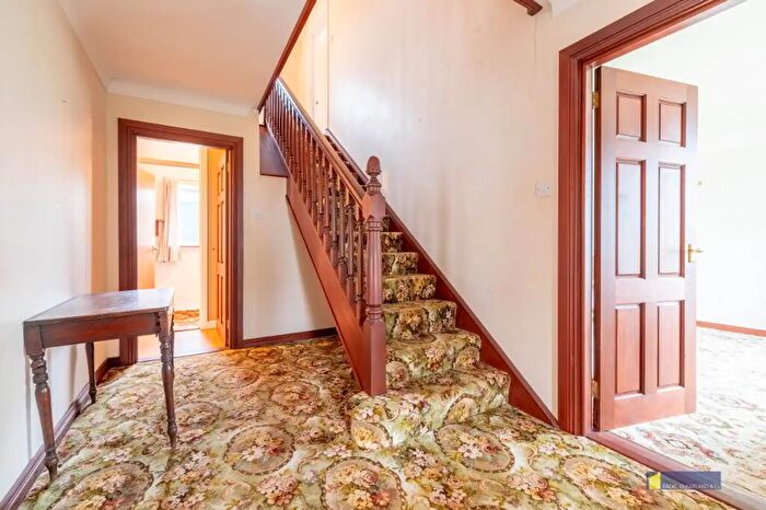 4 Bedroom House And Lands For Sale In Loughshore Road, Enniskillen, BT74