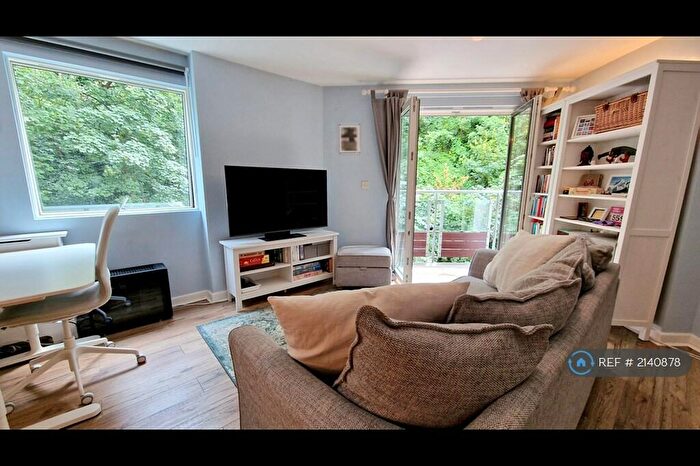 1 Bedroom Flat To Rent In Restell Close, London, SE3