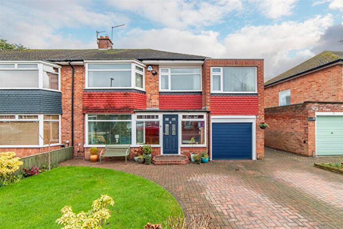 4 Bedroom Semi Detached House For Sale In Beechcroft Avenue, Newcastle Upon Tyne, NE3