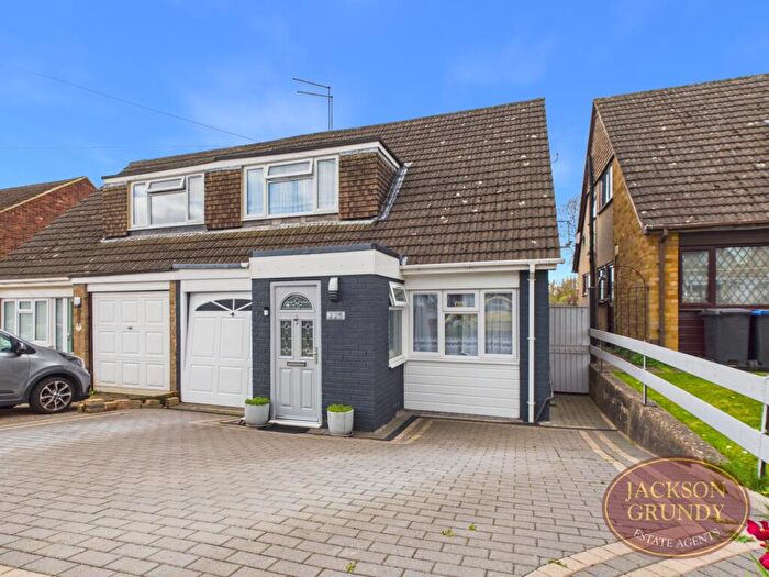 4 Bedroom Semi Detached House For Sale In Hazeldene Road, Links View, NN2