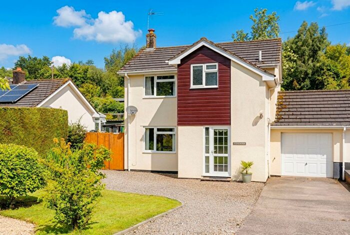 3 Bedroom Link Detached House For Sale In Waie Gardens, Zeal Monachorum, EX17