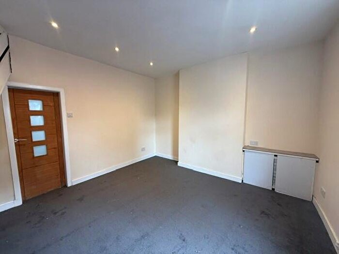 Property To Rent In Penistone Street, Burnley, BB12