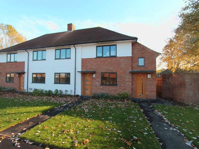 2 Bedroom Flat To Rent In Filmer Close, Gosport, PO13