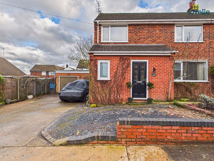 3 Bedroom Semi Detached House For Sale In The Avenue, Ingham, LN1