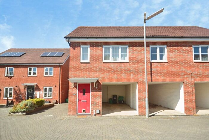2 Bedroom Detached House To Rent In Buttercup Lane, Woodley, Reading, RG5