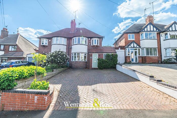 3 Bedroom Semi-Detached House For Sale In Fellows Lane, Harborne, Birmingham, B17