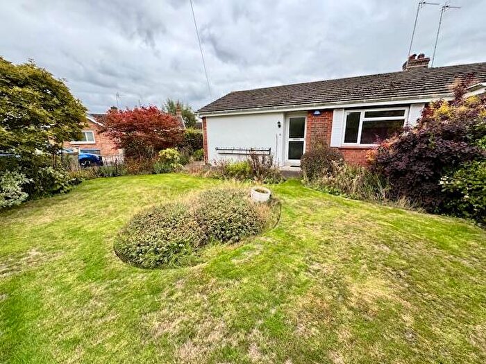 2 Bedroom Semi-Detached Bungalow For Sale In David Avenue Louth, LN11