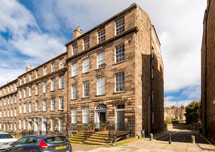 1 Bedroom Flat To Rent In Scotland Street, Edinburgh, EH3