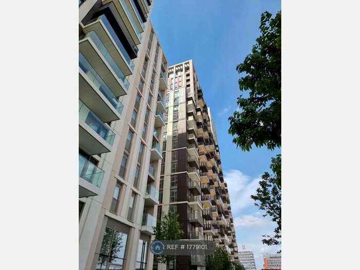 1 Bedroom Flat To Rent In Park Boulevard, London, W12