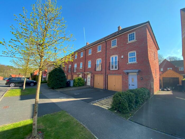 4 Bedroom Terraced House To Rent In Watt Avenue, Colsterworth, Grantham, NG33