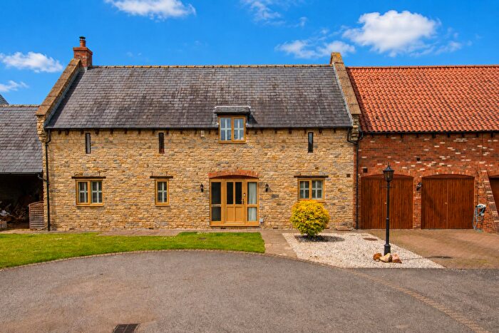 4 Bedroom House For Sale In Chapter Barn, Burton Latimer, NN15