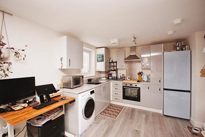 1 Bedroom Flat For Sale In Dowsell Way, Yate, Bristol, Gloucestershire, BS37