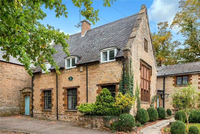 4 Bedroom Semi-Detached House To Rent In Church Street, Cogenhoe, Northamptonshire, NN7