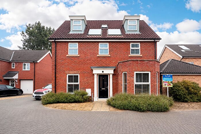 5 Bedroom Detached House To Rent In Dairy Drive, Beck Row, Bury St. Edmunds, IP28