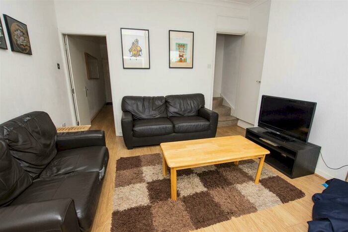 4 Bedroom House To Rent In Milner Road, Birmingham, B29