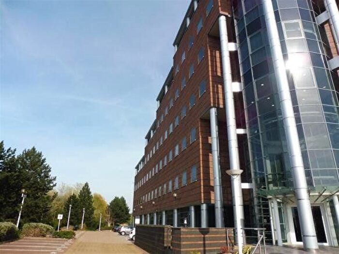 1 Bedroom Flat To Rent In Waterfront West, Brierley Hill, West Midlands, DY5