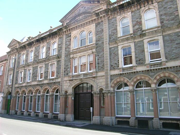 3 Bedroom Apartment To Rent In The Atrium, Redcliff Street, Bristol, Somerset, BS1
