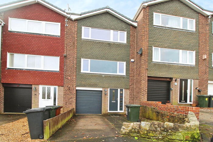 4 Bedroom Town House For Sale In Dene Road, Wylam, NE41