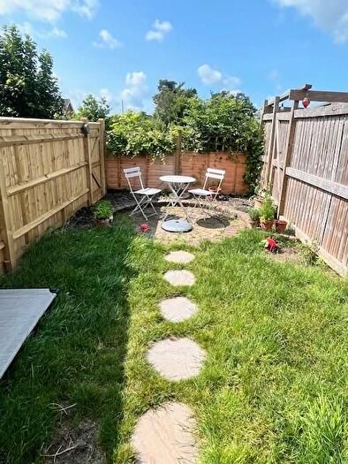 2 Bedroom Terraced House To Rent In High Street, Uckfield, TN22