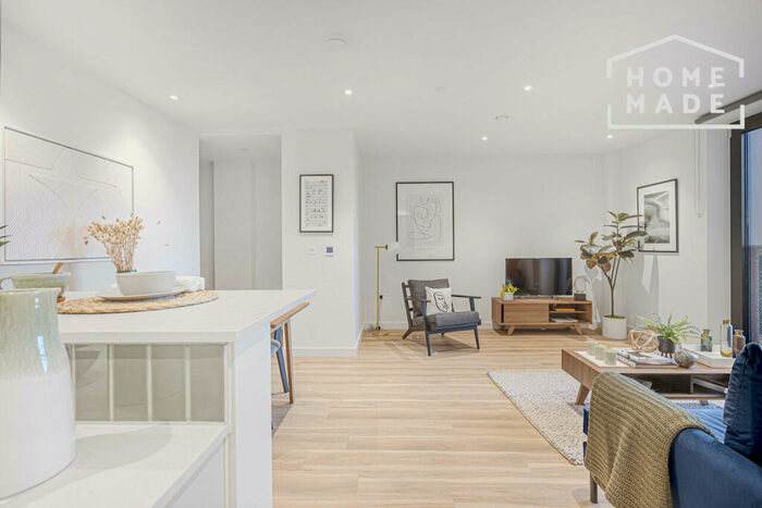 1 Bedroom Flat To Rent In George Street, Croydon, CR0