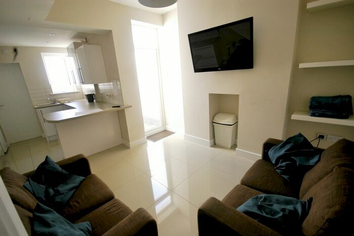 4 Bedroom Terraced House To Rent In Gwennyth Street, Cathays, CF24