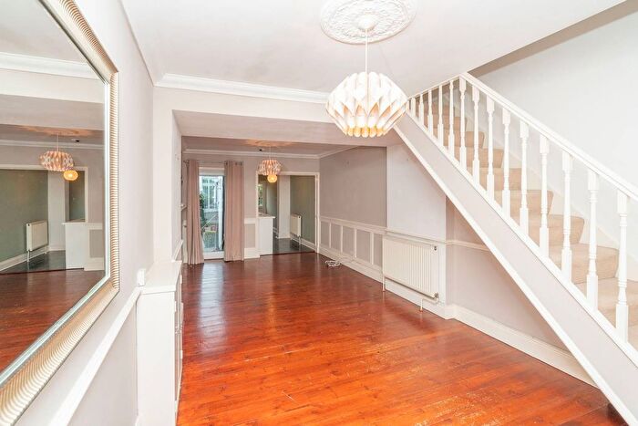 2 Bedroom Terraced House To Rent In Bushey, Bushey, Watford, WD19