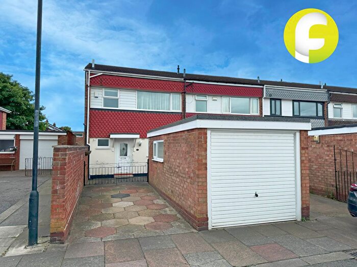 3 Bedroom Terraced House To Rent In Cheviot Close, North Shields, Tyne And Wear, NE29