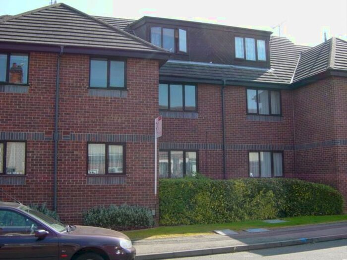 2 Bedroom Flat To Rent In Oxford Street, Rugby, CV21