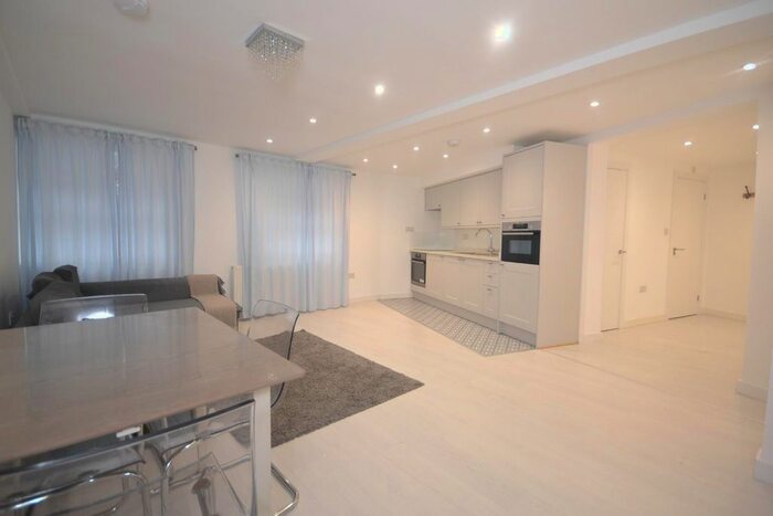 1 Bedroom Flat To Rent In London Street, Reading, RG1