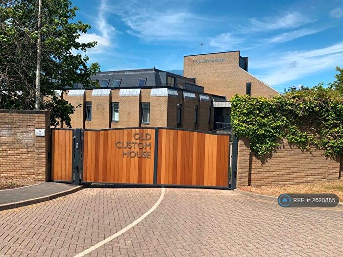 1 Bedroom Flat To Rent In Old Custom House, Harwich, CO12