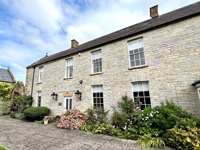 4 Bedroom Property For Sale In Knole, Langport, TA10