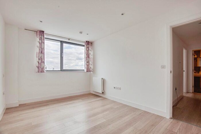 1 Bedroom Flat For Sale In Central Square, Wembley, HA9
