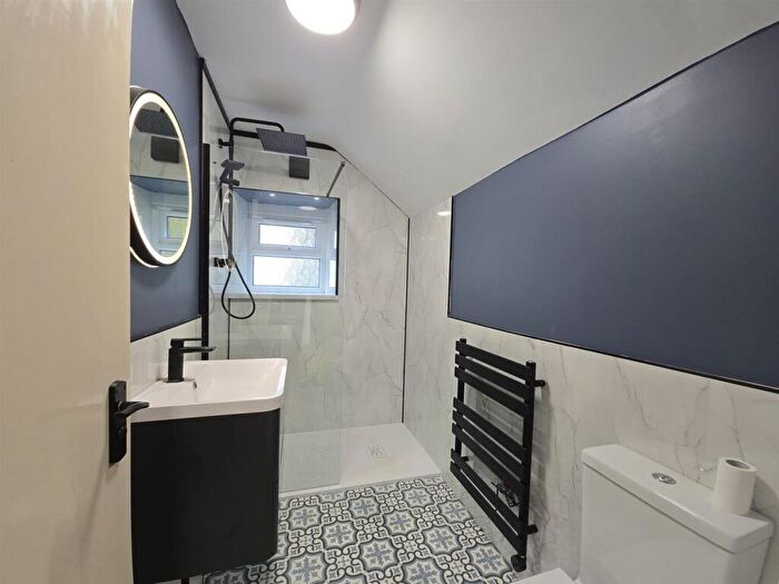 1 Bedroom Apartment To Rent In Flat, Trefriw, LL27