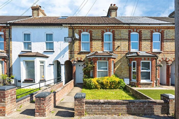 3 Bedroom Terraced House For Sale In Mead Road, Willesborough, Ashford, TN24